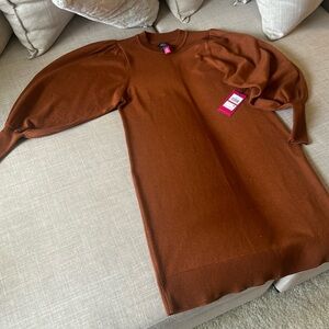 NWT Vince Camuto sweater dress with balloon sleeves